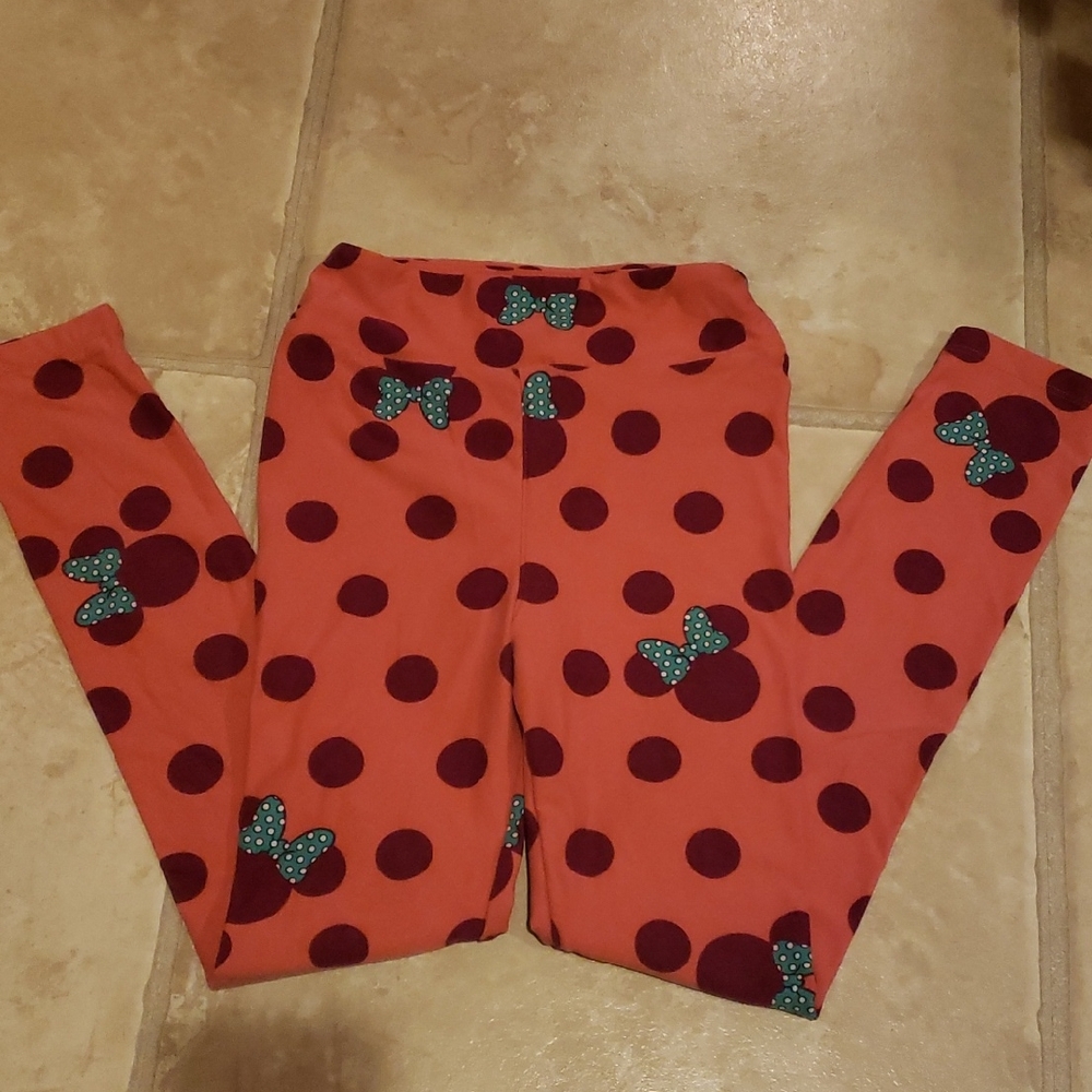 LulaRoe Minnie Mouse Polka Dot Leggings. Peach, maroon, green. Size L / XL